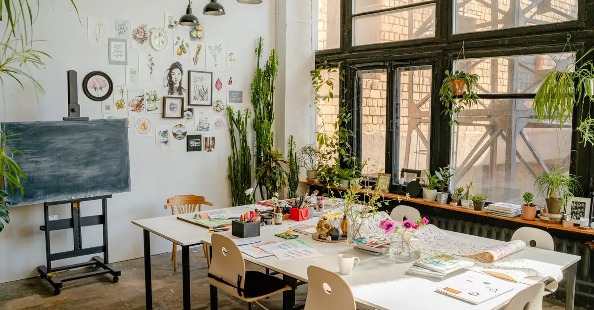 10 Essential Tips for New Artists to Cultivate Their Creativity