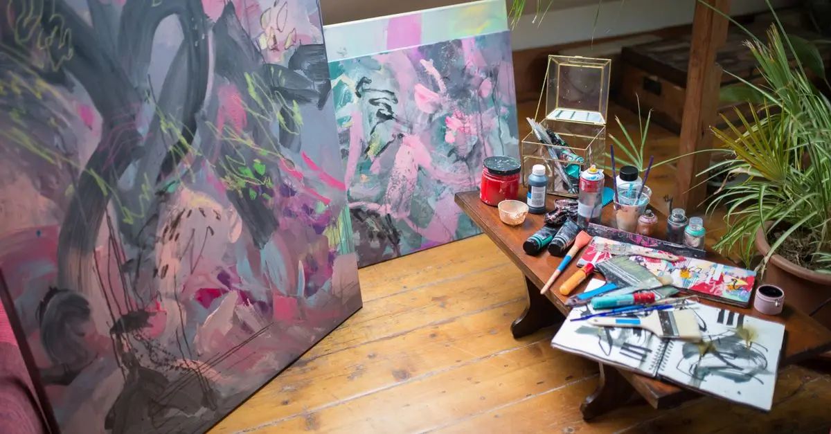 10 Essential Tips for New Artists to Start Successfully