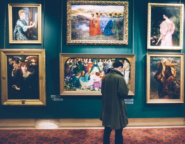 How to Build an Impactful Artist Portfolio: Essential Steps