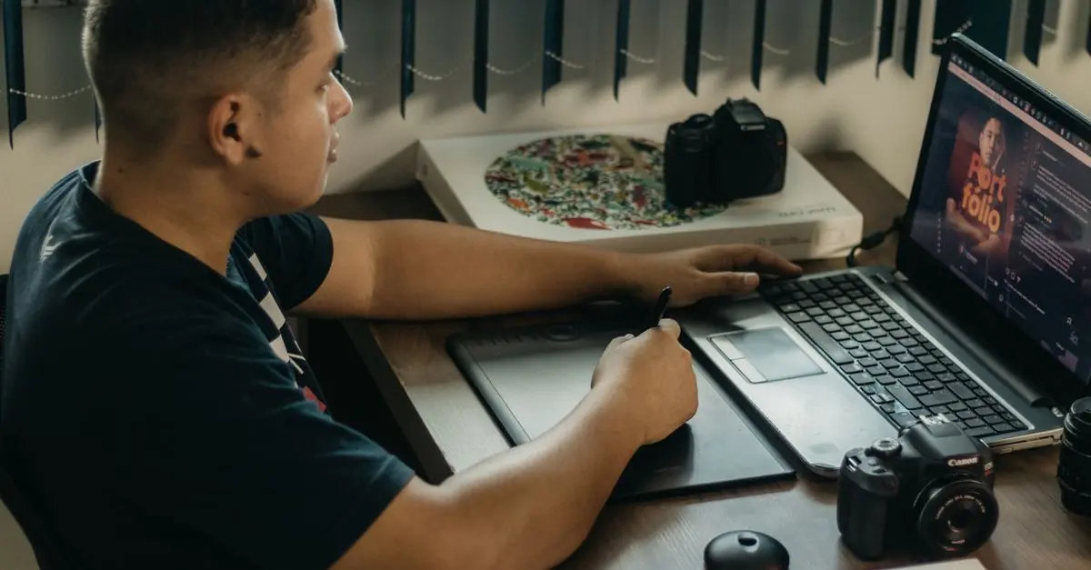 How to Build an Effective Artistic Portfolio: Essential Tips