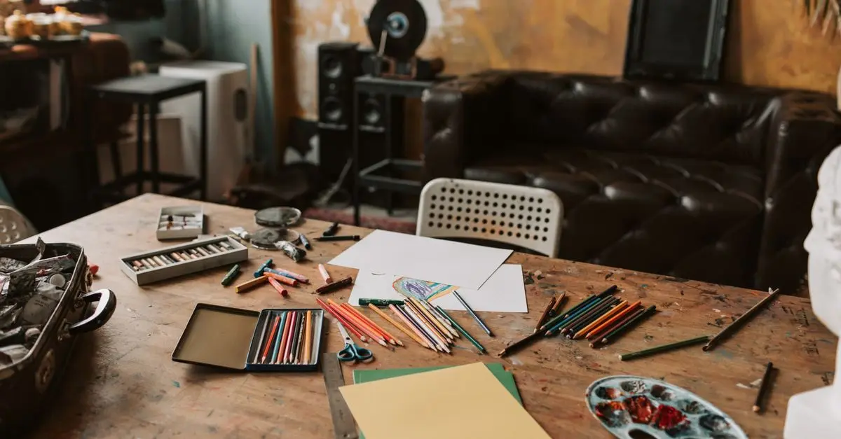 The Essential Guide to Establishing Your Artistic Career