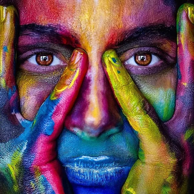 10 Essential Tips for New Artists to Find Their Unique Voice