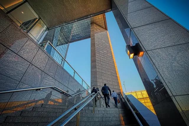 The Importance of Networking in the Art World