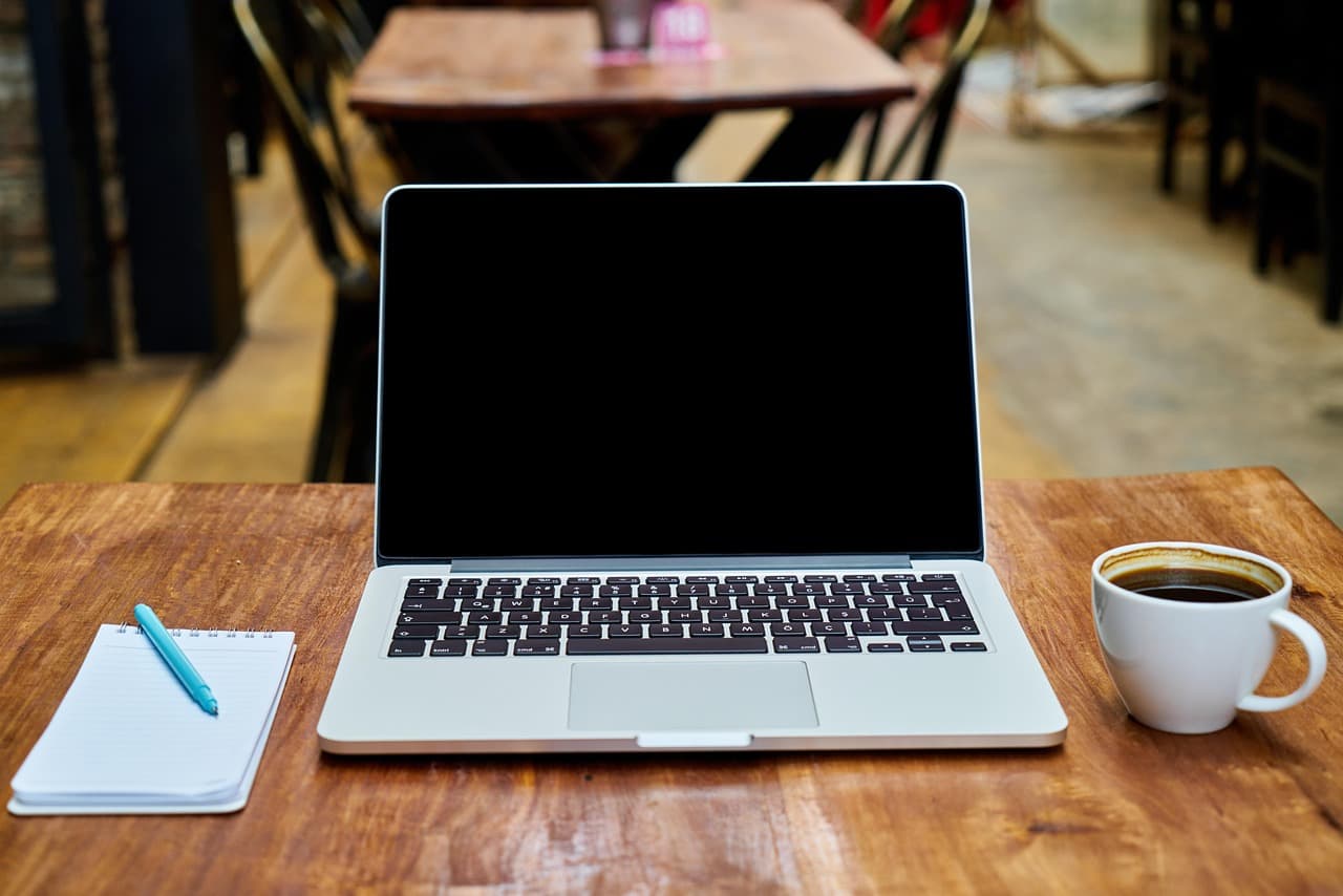 How to Create Your First Art Blog: A Step-by-Step Guide